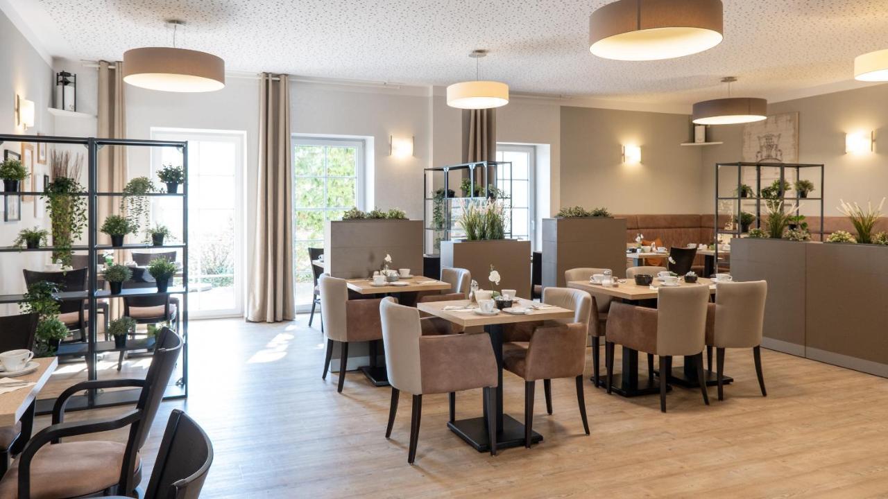 Hotel Am Uenglinger Tor Стендаль Экстерьер фото