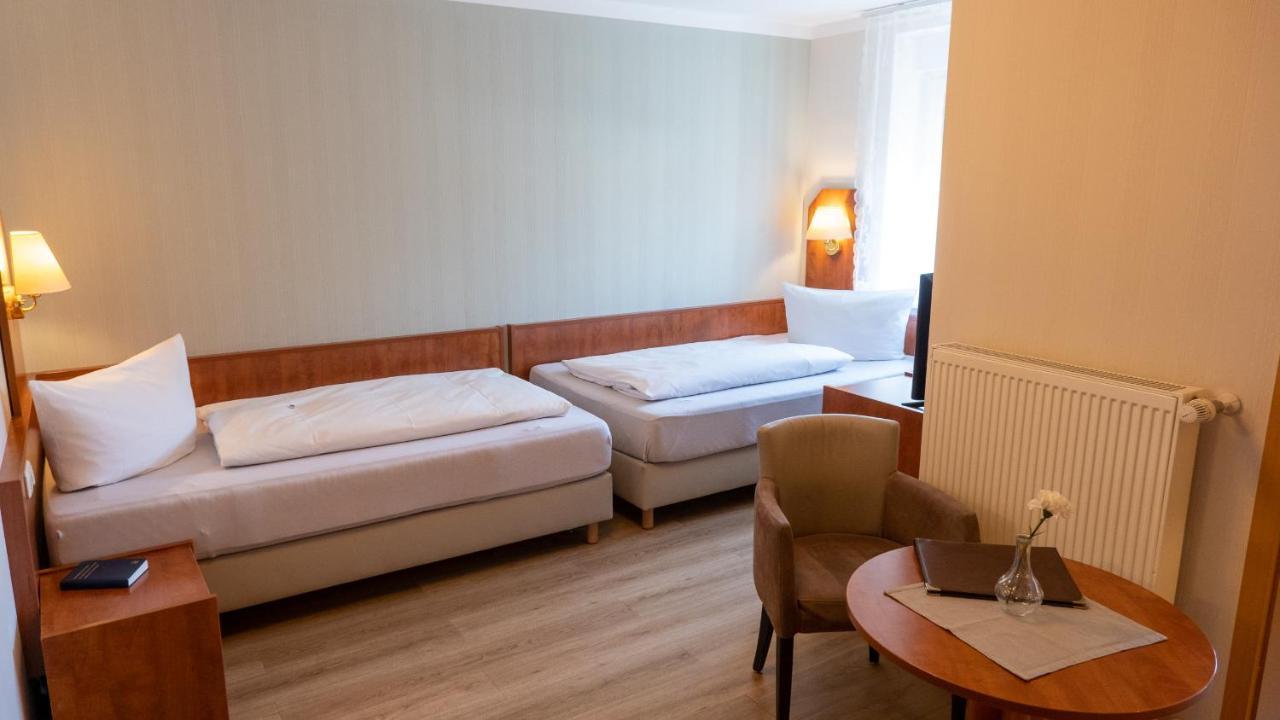Hotel Am Uenglinger Tor Стендаль Экстерьер фото